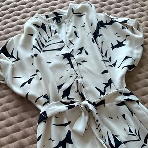 Ann Taylor White and Navy Palm Print Shirt Dress